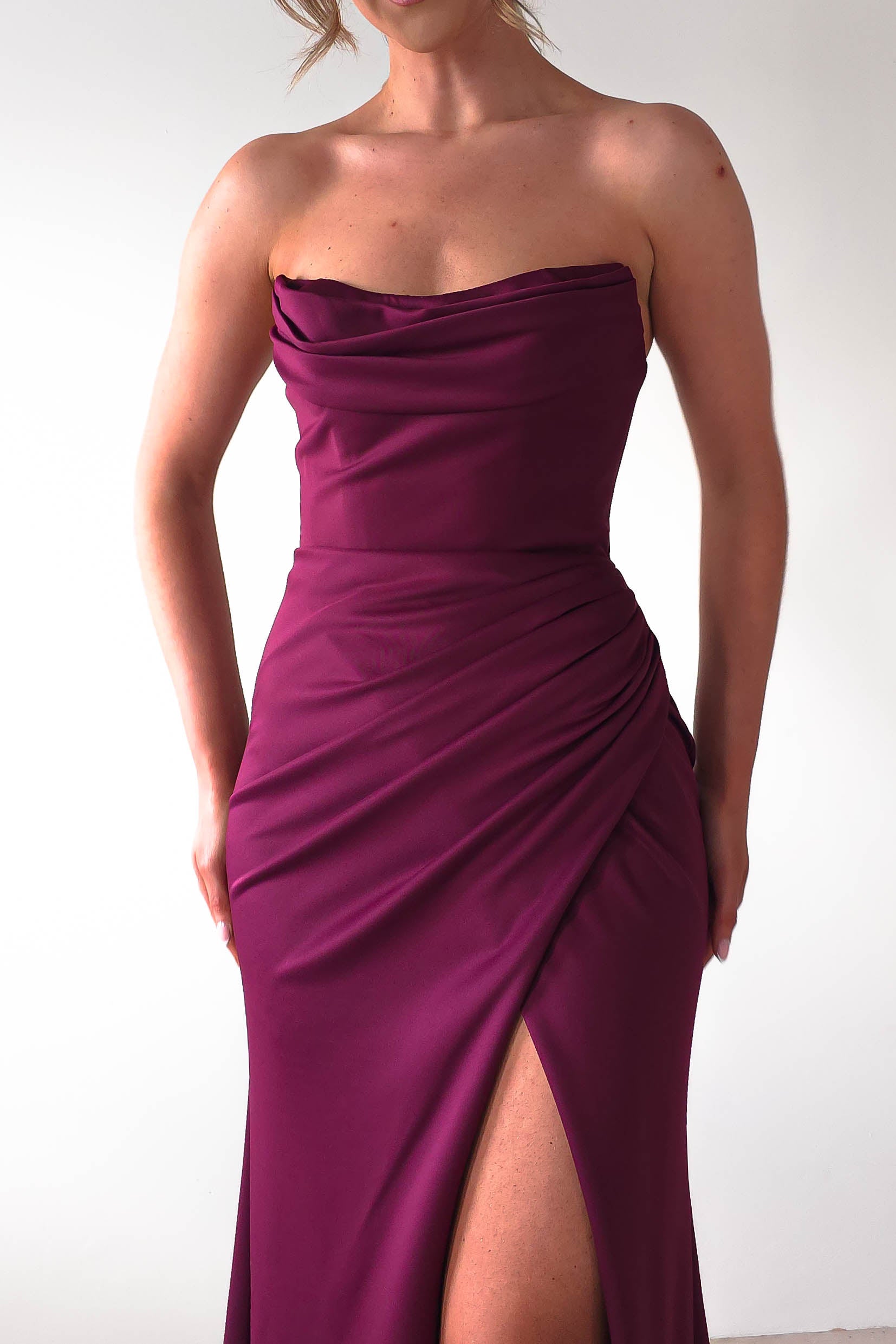 Grasie Bodycon Strapless Gown | Wine