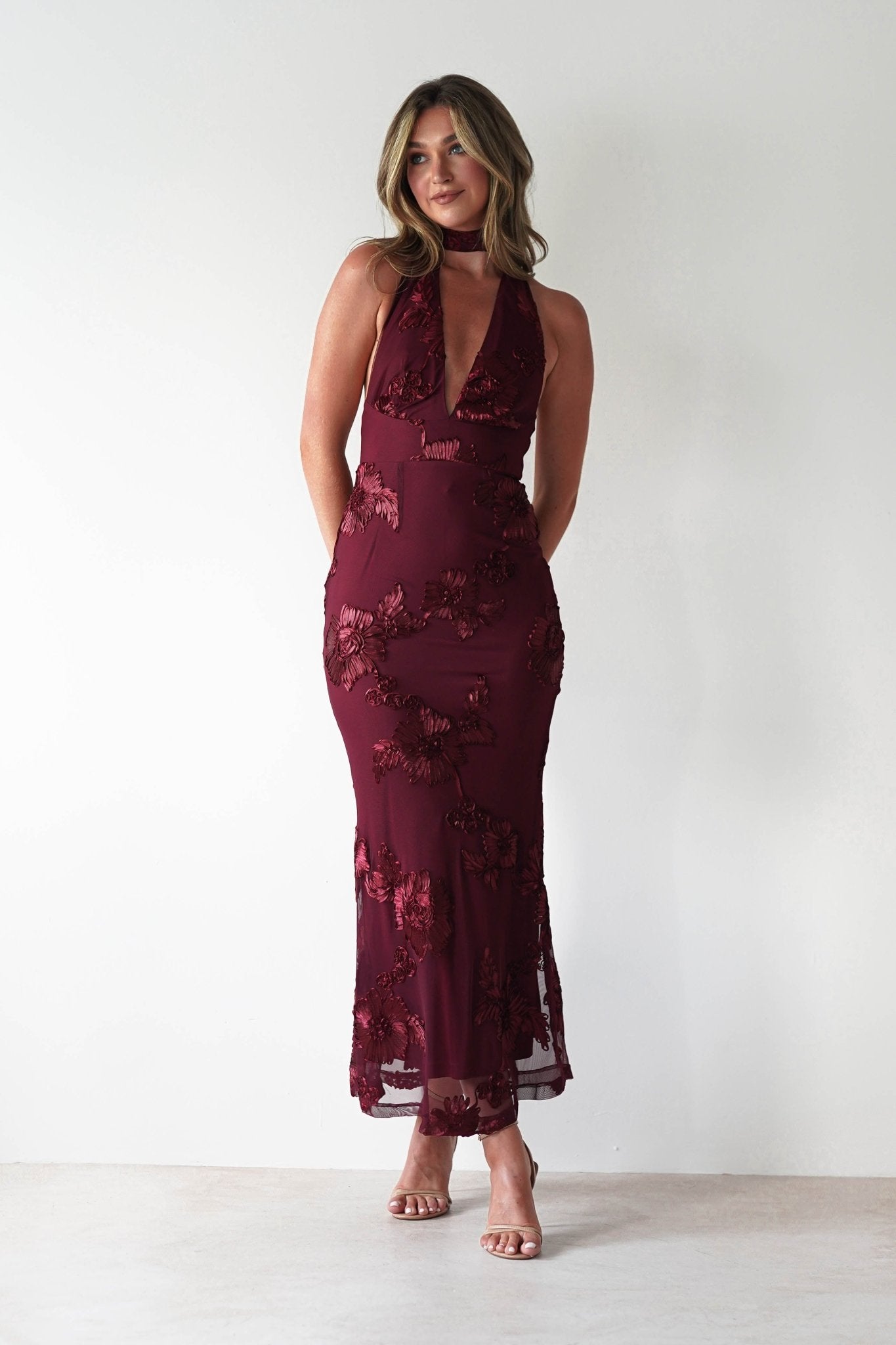 Halsey Tie Back Maxi Dress | Wine Textured | Oh Hello Clothing | XS (6)