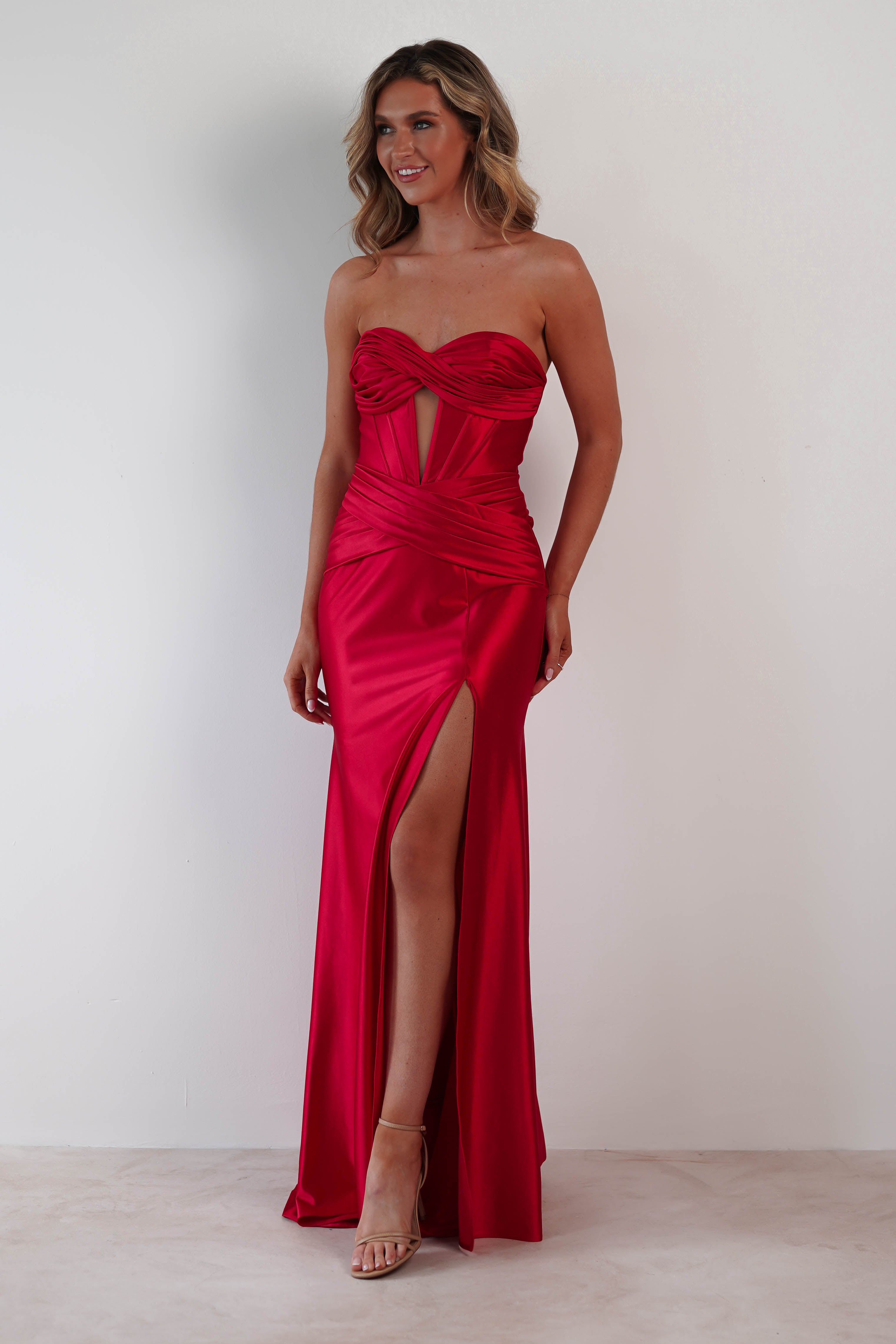 Karra Bodycon Strapless Gown | Red