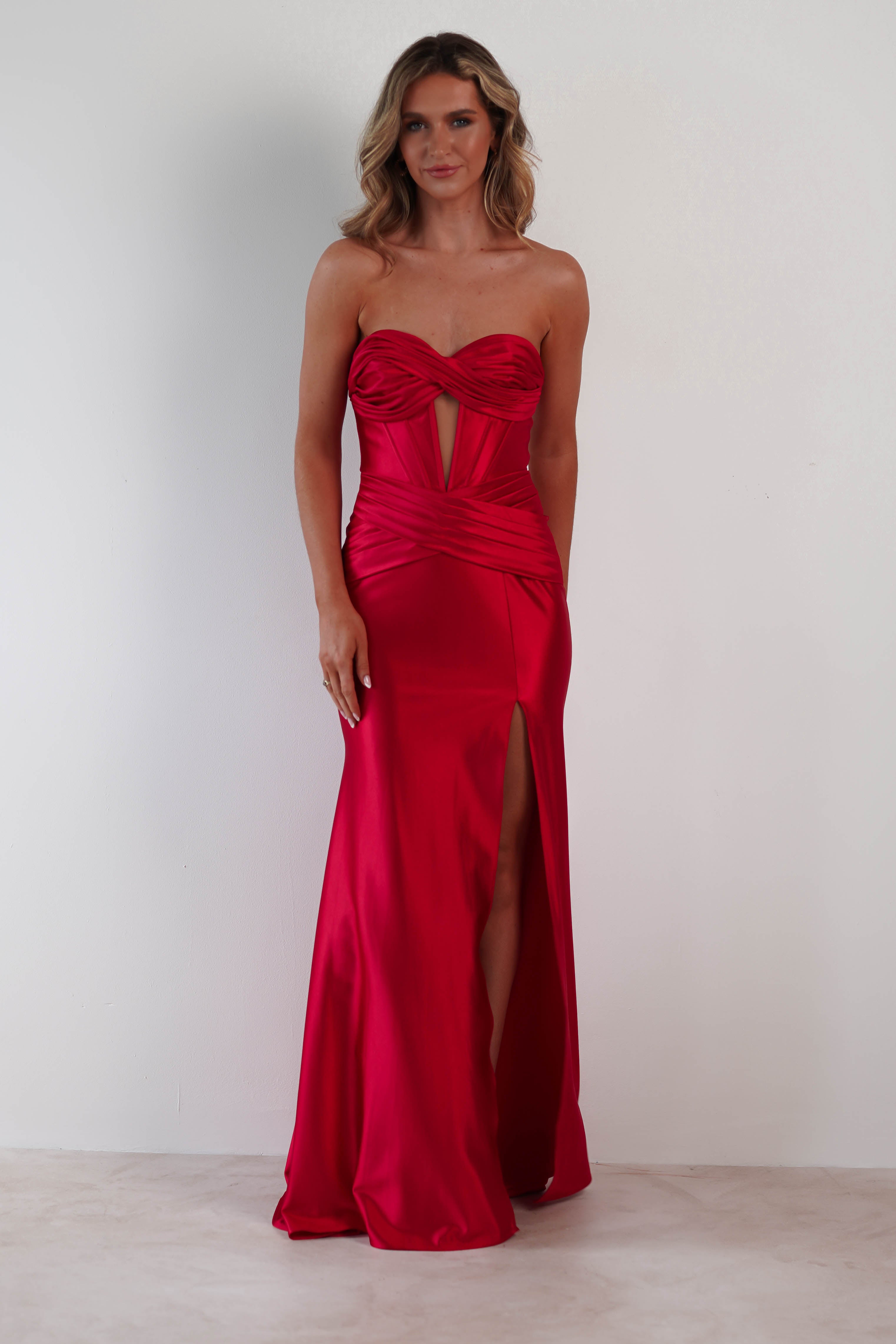 Karra Bodycon Strapless Gown | Red