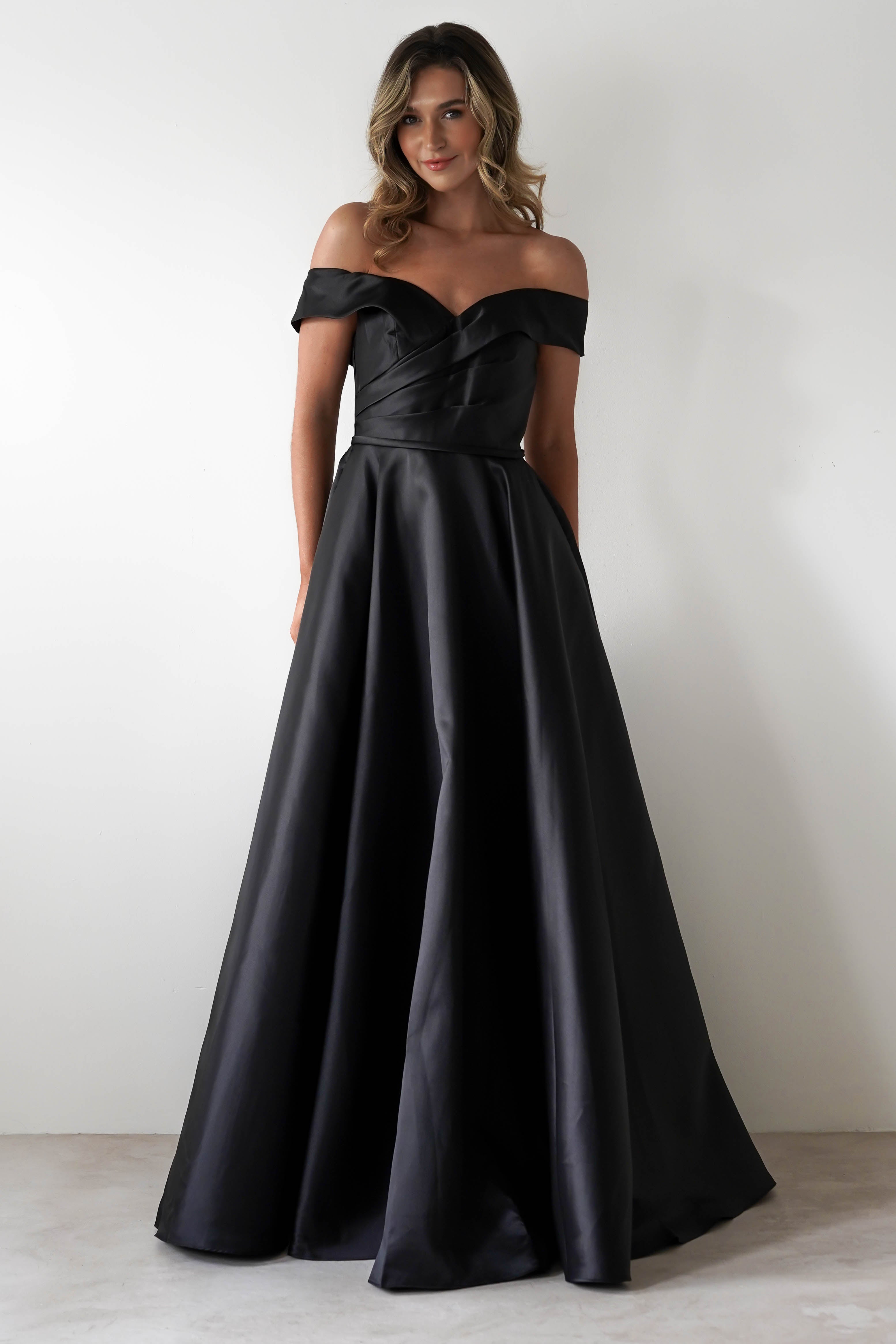 Katniss Off The Shoulder Gown | Black