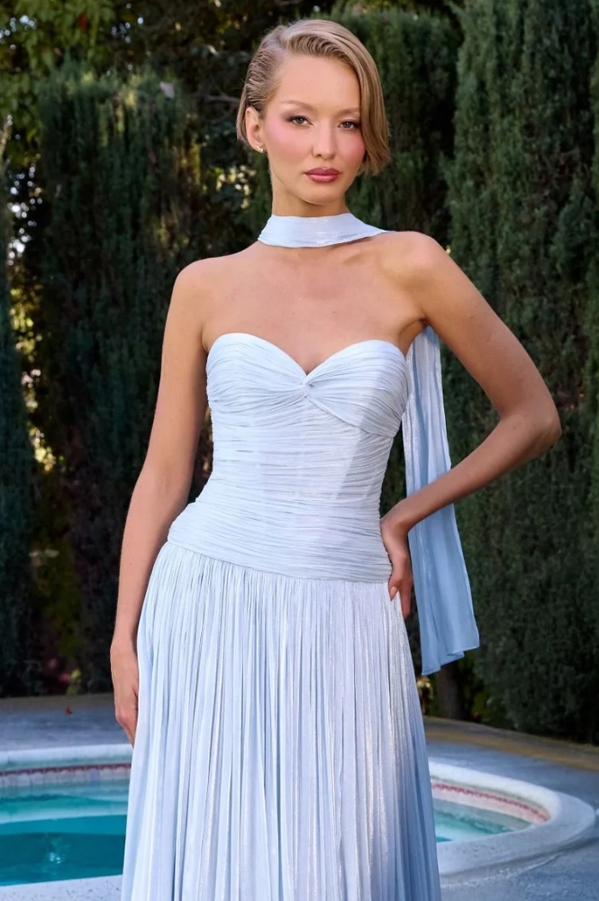 Oh Hello Clothing Dresses > Prom Dresses Longoria Pleated Luminescent Maxi Gown | Blue