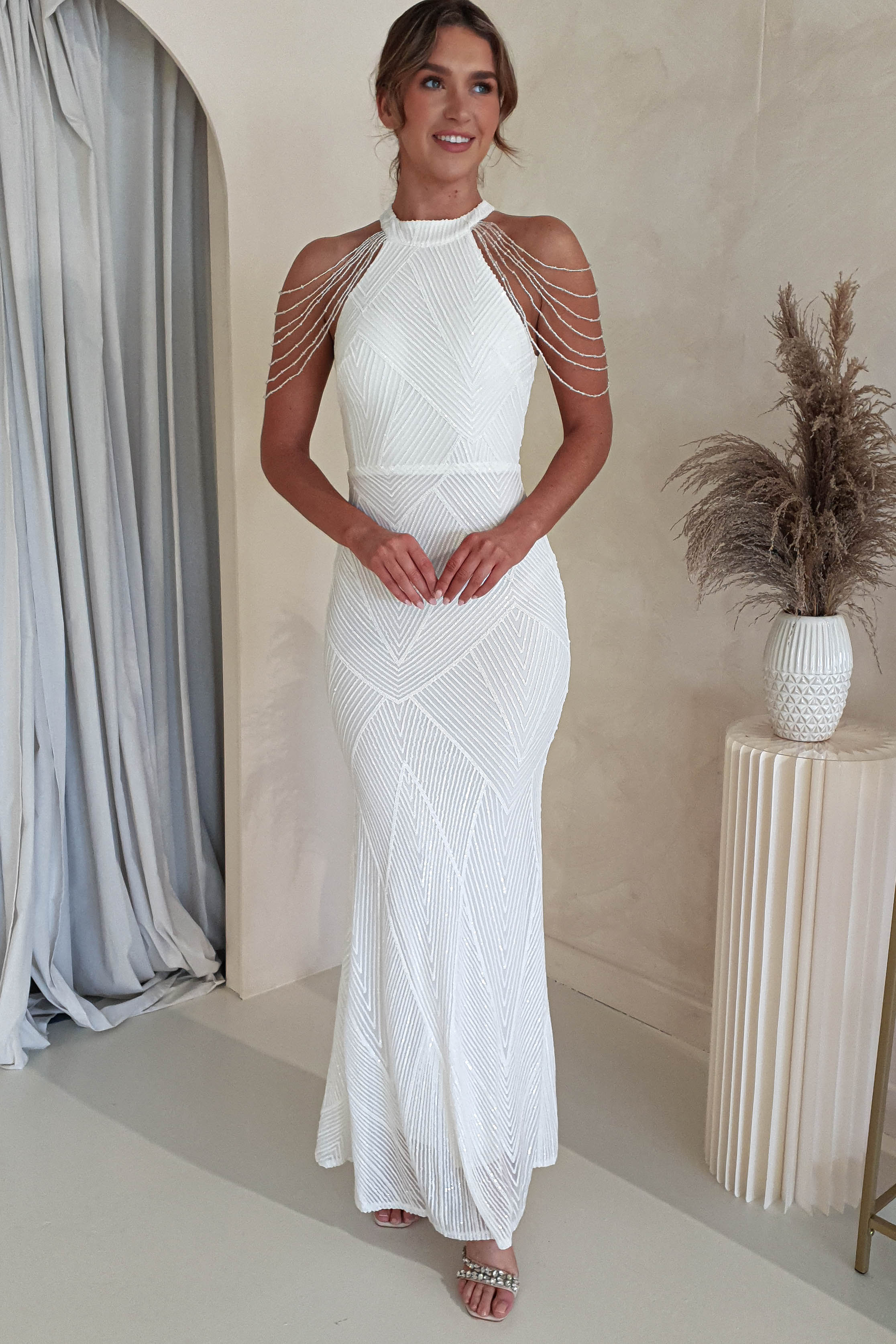 Suknia Lucile zdobiona cekinami | biały
