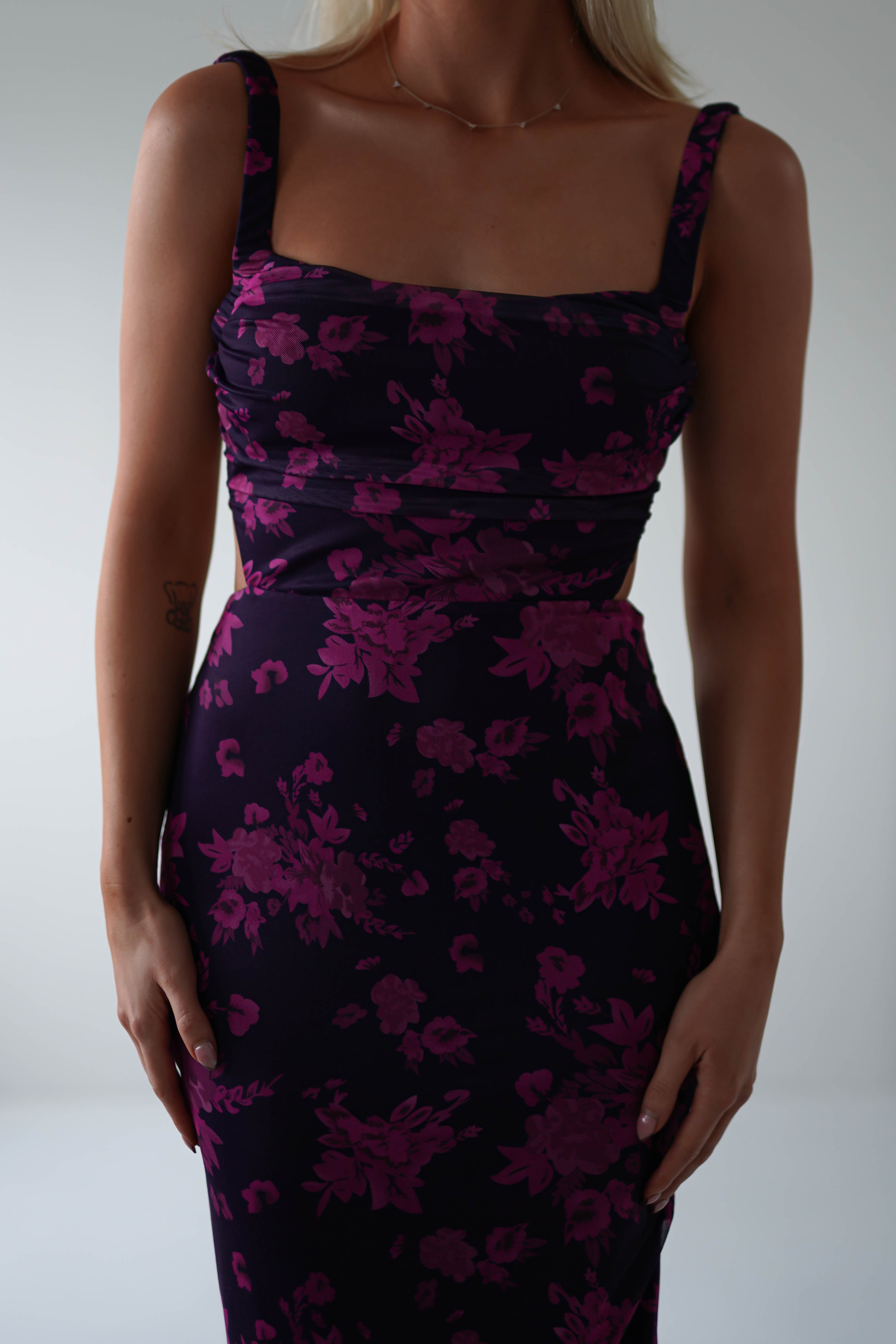 Lulu Bodycon Backless Midi Dress | Grape