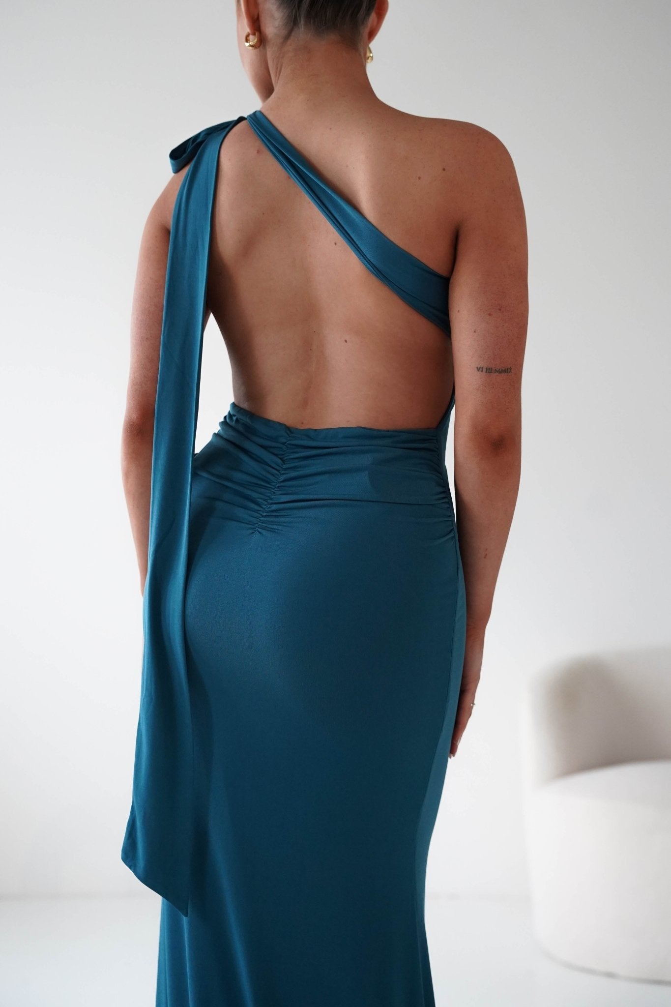Oh Hello Clothing Debs & Prom Dresses Seraphine Backless Tie Bodycon Maxi Gown | Teal