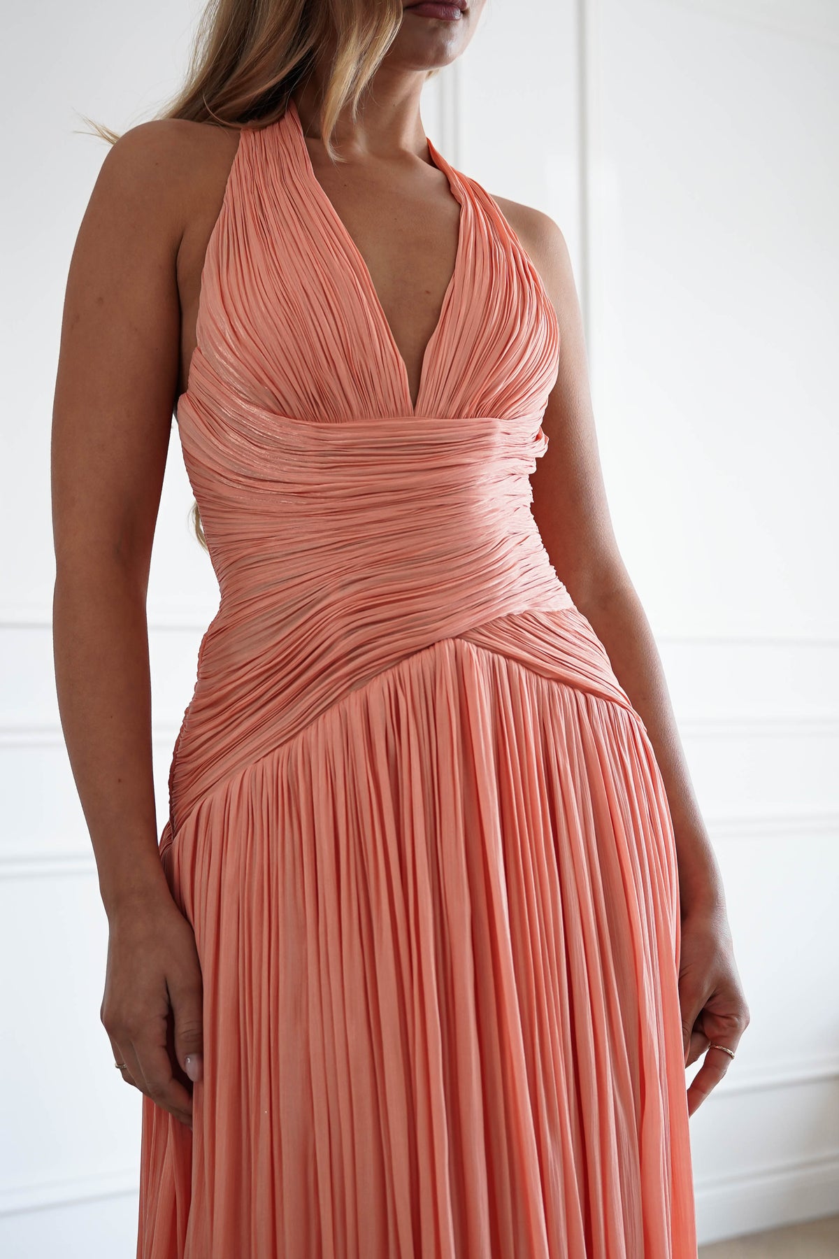 Oh Hello Clothing Dresses > Prom Dresses Sharelle Pleated Luminescent Maxi Gown | Peach