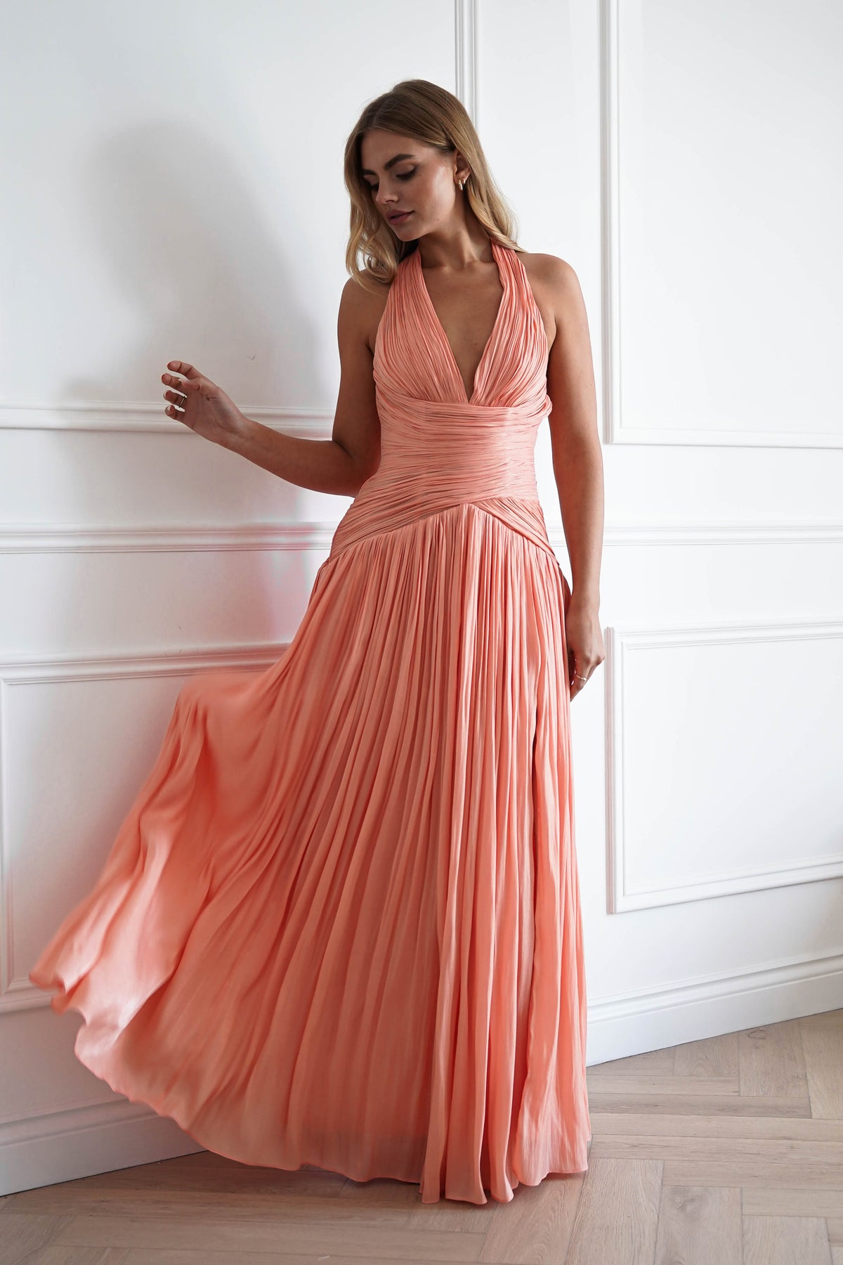 Oh Hello Clothing Dresses > Prom Dresses Sharelle Pleated Luminescent Maxi Gown | Peach