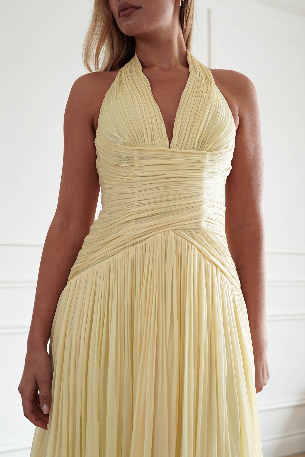 Oh Hello Clothing Dresses > Prom Dresses Sharelle Pleated Luminescent Maxi Gown | Yellow