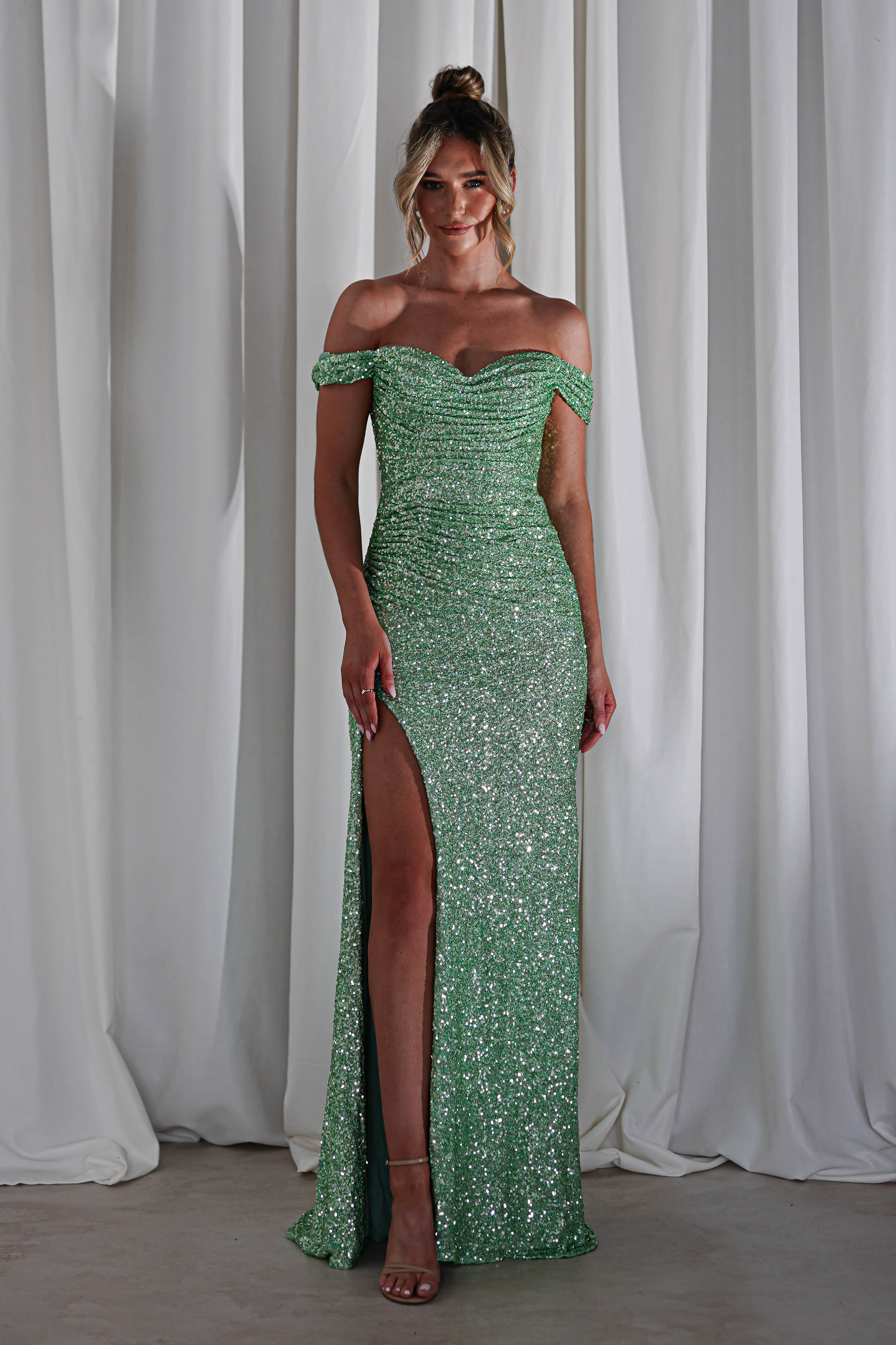 Vilma Sequin Mermaid Gown | Mint Green