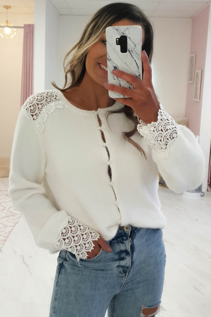 Alaya Soft Cardigan | White