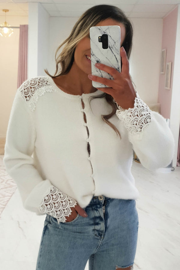 Alaya Soft Cardigan | White