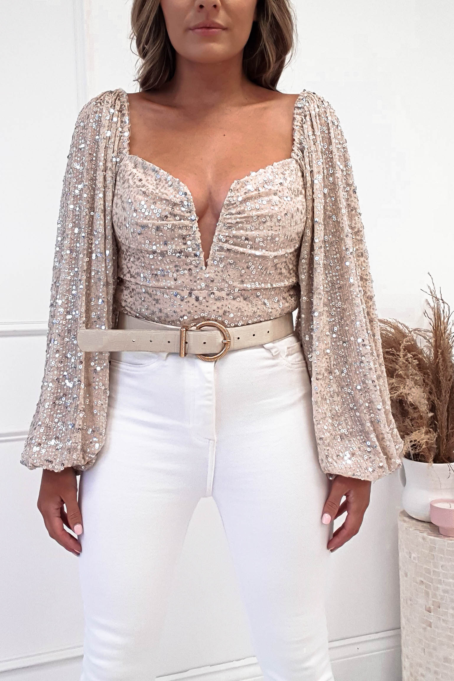 White long outlet sleeve sequin top