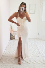 Elmiya Seqiun Gown | Blush | Iridescent
