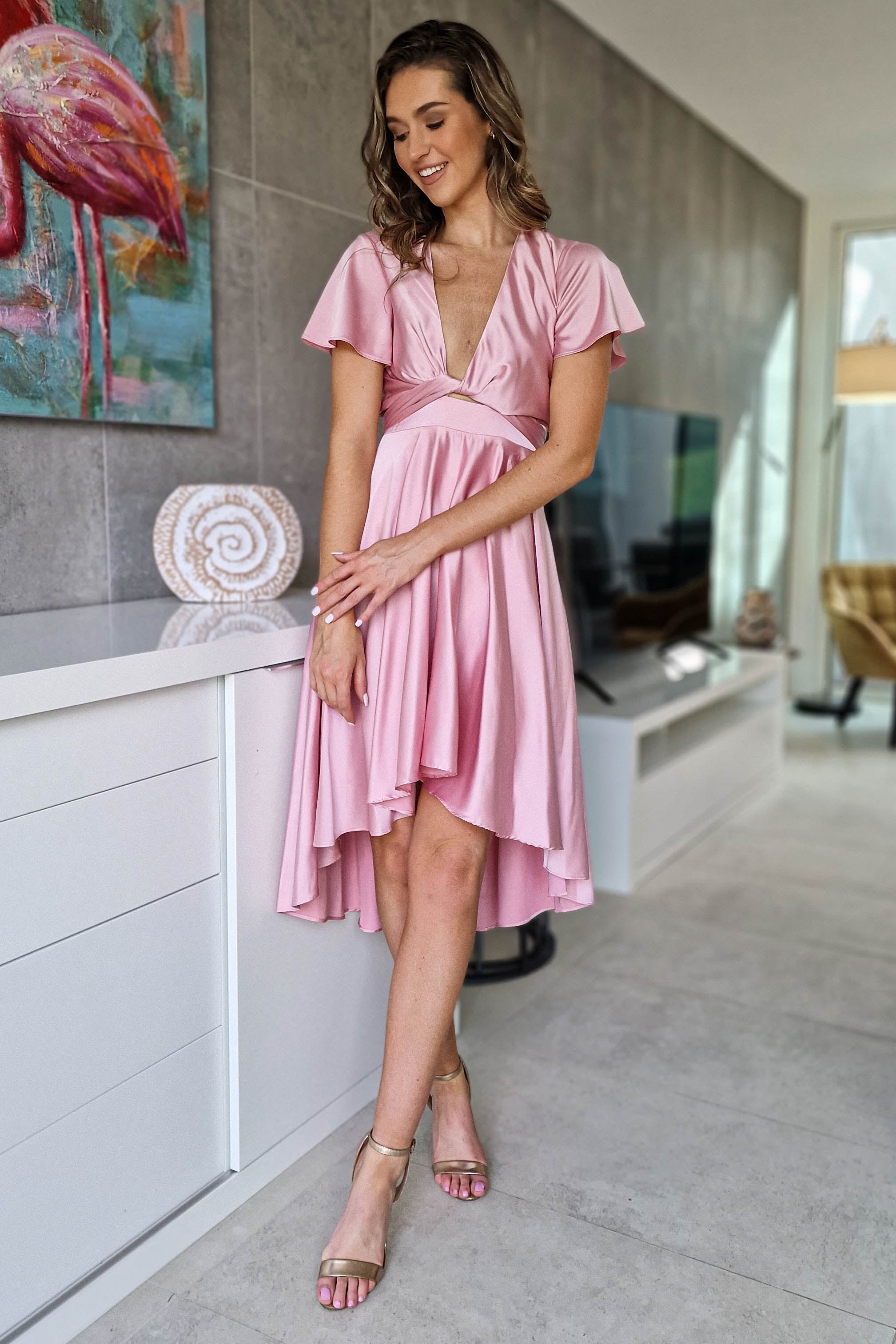 Midi pink clearance dress with sleeves